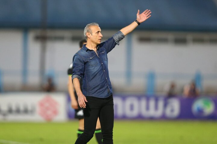 جواب کسی که به بزرگتر احترام نمی گذاردرا نمی دهم/باید متحد بمانیم جواب کسی که به بزرگتر احترام نمی گذاردرا نمی دهم/باید متحد بمانیم