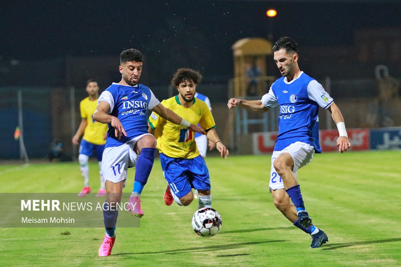 نگاهی به عملکرد تیم قعرنشین لیگ برتر/ استقلال شوت زن اما گل نزن