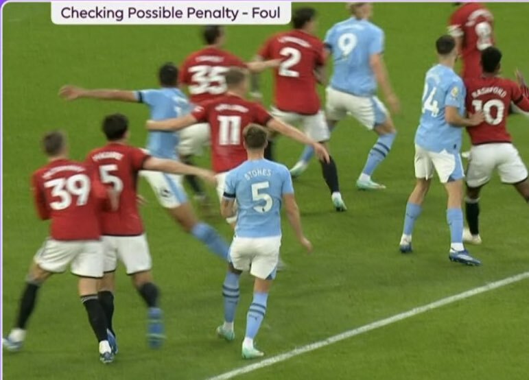 شلیک های هالند به قلب شیاطین سرخ/ تن هاخ ناکار ماند