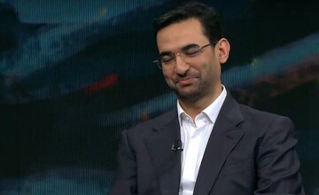 آذری جهرمی: نخواهیم گذاشت ایران به دست طالبان بیفتد