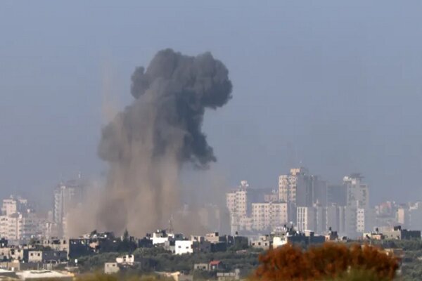 PRCS says Israeli air raids continue around Al-Quds Hospital