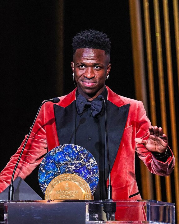 توپ طلای هشتم برای «لیونل مسی»/ برترینهای فوتبال جهان معرفی شدند