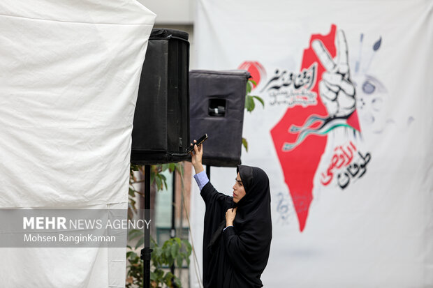 نشست خبری علی بهادری جهرمی سخنگوی دولت  سه‌شنبه ۹ آبان ۱۴۰۲ با حضور اصحاب رسانه در لانه جاسوسی برگزار شد