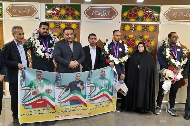 مراسم استقبال از ملی‌پوشان مسابقات پاراآسیایی در بوشهر برگزار شد