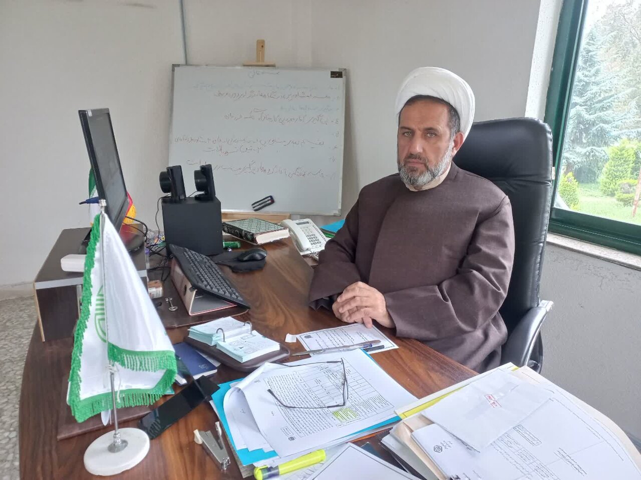 نقش روحانیت در پیروزی انقلاب غیر قابل انکار است نقش روحانیت در پیروزی انقلاب غیر قابل انکار است