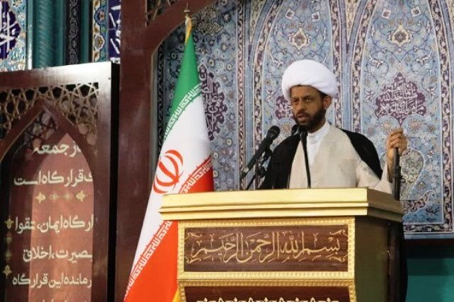 امام جمعه خرمشهر: نیروهای مسلح ایران در اوج قدرت هستند امام جمعه خرمشهر: نیروهای مسلح ایران در اوج قدرت هستند