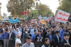 راهپیمایی یوم‌الله ۱۳ آبان در گرگان