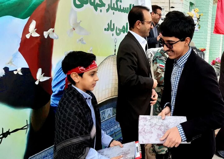 روایت حماسه، حضور و بصیرت/ استان سمنان رنگ پرچم فلسطین گرفت