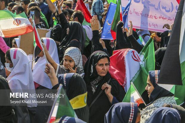 راهپیمایی 13 آبان در اهواز