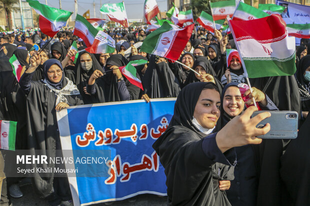 راهپیمایی 13 آبان در اهواز