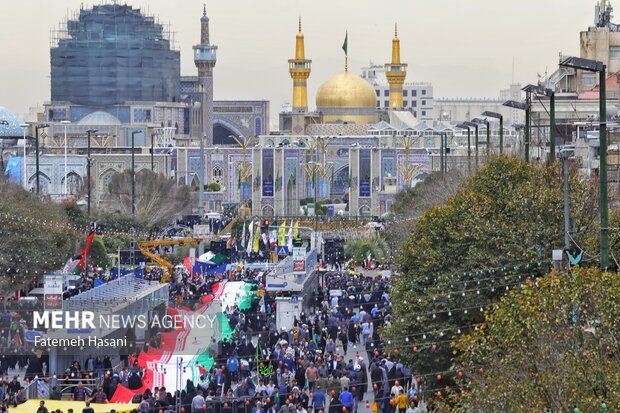 راهپیمایی یوم‌الله ۱۳ آبان در مشهد مقدس