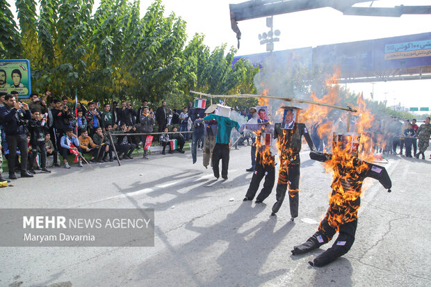 راهپیمایی 13 آبان در بجنورد