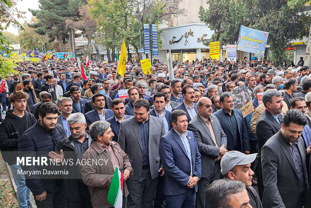 راهپیمایی 13 آبان در بجنورد