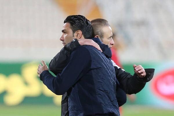 مرثیههای نکونام علیه یک رویا/«تنشهایی» که پاشنه آشیل استقلال شد