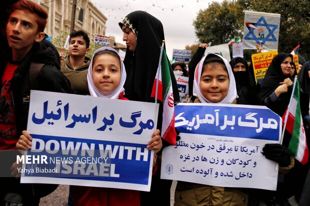 برپایی راهپیمایی یوم الله ۱۳ آبان در کرمانشاه برپایی راهپیمایی یوم الله ۱۳ آبان در کرمانشاه