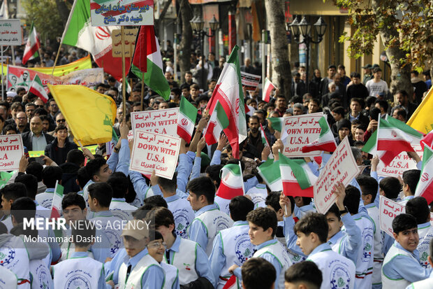 راهپیمایی 13 آبان در اردبیل