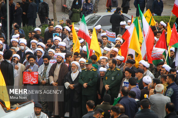 راهپیمایی 13 آبان در تبریز به رنگ حمایت از غزه