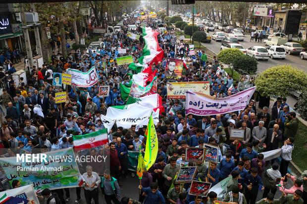 راهپیمایی 13 آبان در آمل