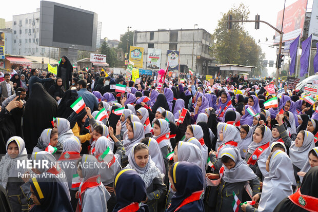 راهپیمایی 13 آبان در آمل
