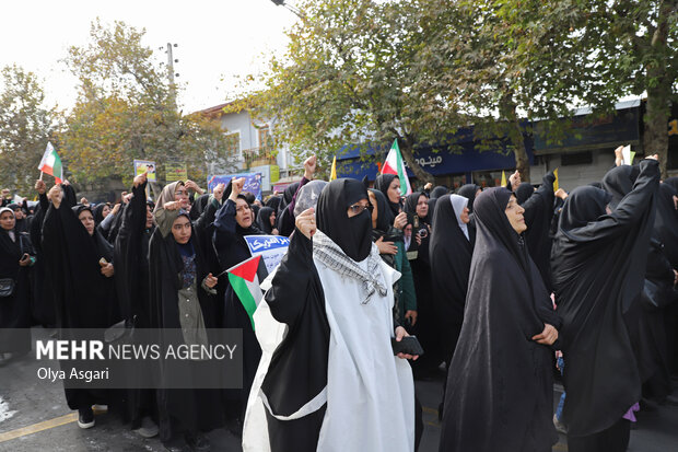 راهپیمایی یوم‌الله ۱۳ آبان در گرگان