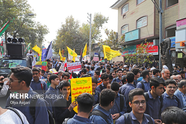 راهپیمایی یوم‌الله ۱۳ آبان در گرگان