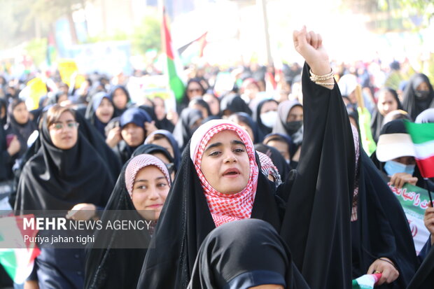 برگزاری راهپیمایی ۱۳ آبان در زاهدان