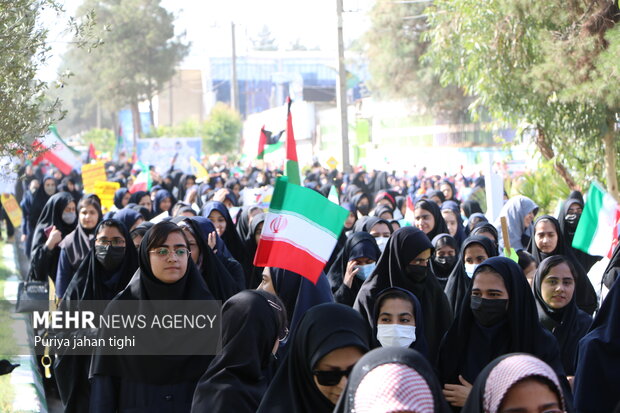 برگزاری راهپیمایی ۱۳ آبان در زاهدان