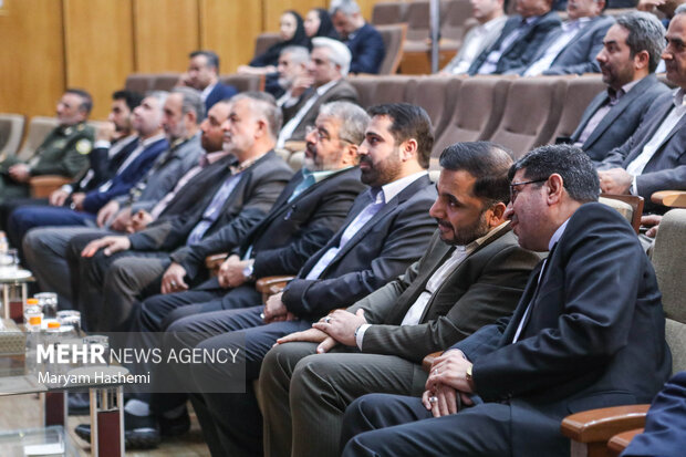 همایش بزرگداشت هفته پدافند غیرعامل صبح شنبه ۱۳ آبان ۱۴۰۲ با حضور وزیر ارتباطات و فناوری اطلاعات برگزار شد