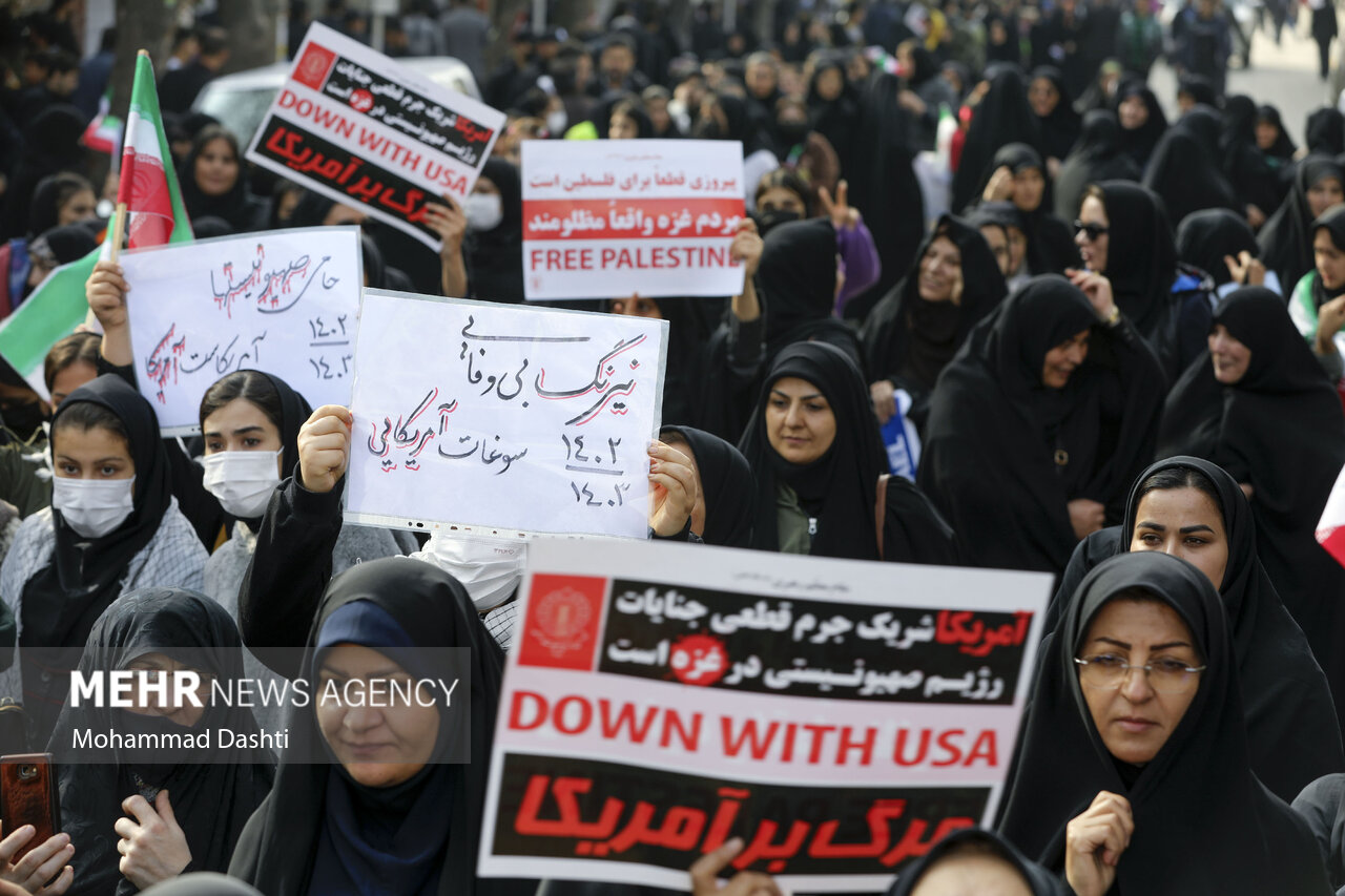 ایران، 13آبان کی مناسبت سے کیسپئین سی سے خلیج فارس تک ریلیاں+ویڈیو، تصاویر