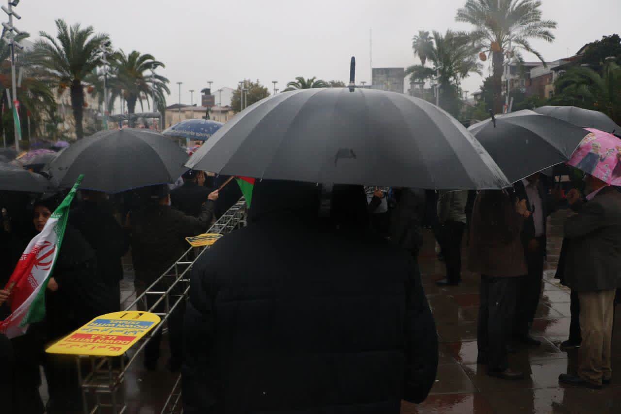 خروش بارانی مردم دیار میرزا در روز ملی مبارزه با استکبار