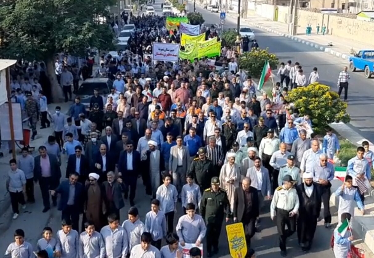 راهپیمایی ۱۳ آبان در تنگستان