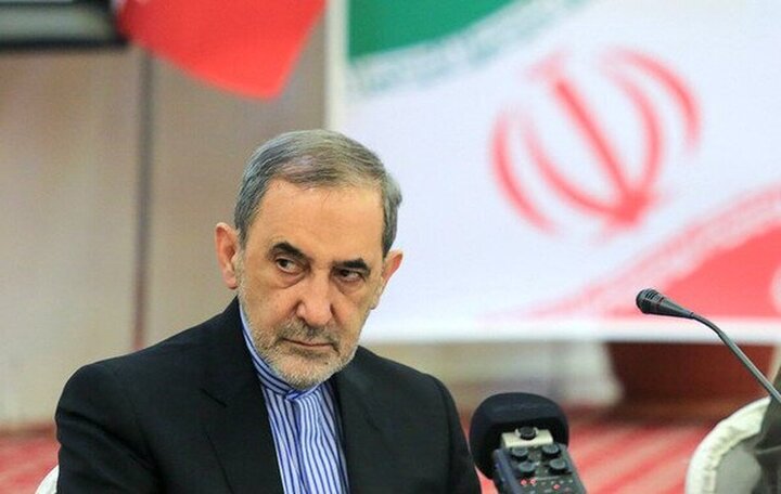 ولایتی: ملت ایران جلوه‌های بی‌نظیر وفاداری را به نمایش گذارد