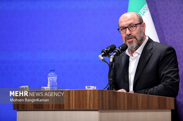 دهقان: آزادراه تهران - شمال کمتر از ۵ سال دیگر تکمیل میشود دهقان: آزادراه تهران - شمال کمتر از ۵ سال دیگر تکمیل میشود