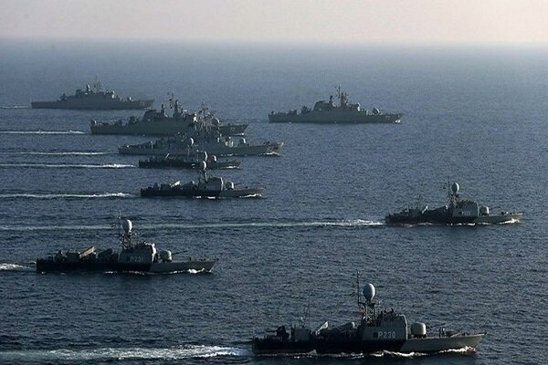 قريباً.. إيران تزيح الستار عن سفن عسكرية جديدة 