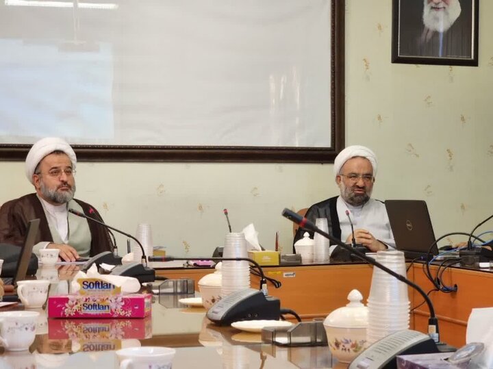 نخستین نشست هماندیشی تدوین دانشنامه اسلامی حقوق بشر برگزار شد