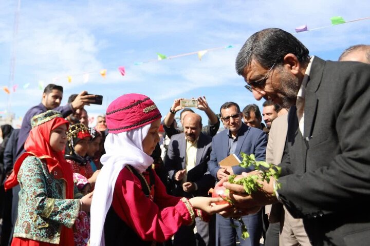 وزیر میراث فرهنگی وارد استان مرکزی شد