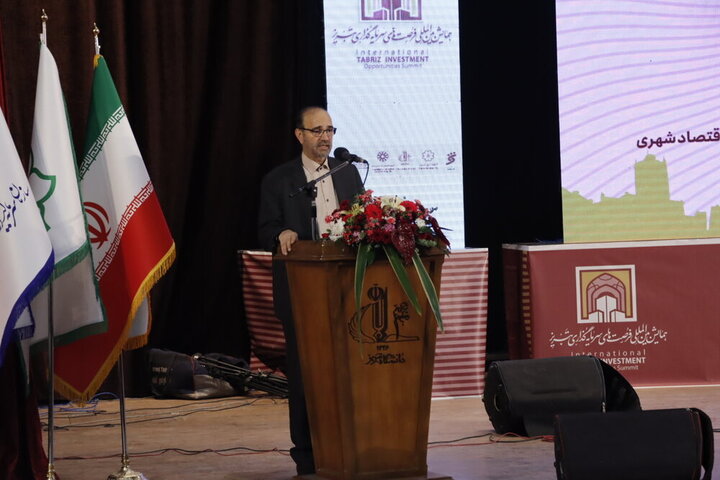 انسان محوری، فرهنگ و مدیریت منابع سه عنصر اصلی سرمایه گذاری است