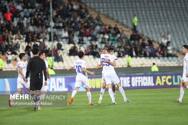 «نوبهار» آرزوهای نساجی را خزان کرد/حذف اولین نماینده فوتبال ایران