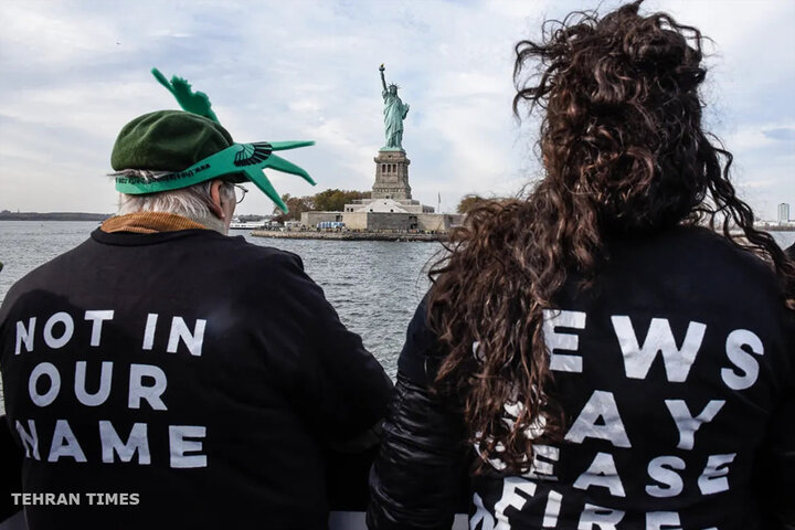 Jewish New Yorkers protest at Statue of Liberty to demand ceasefire in Gaza