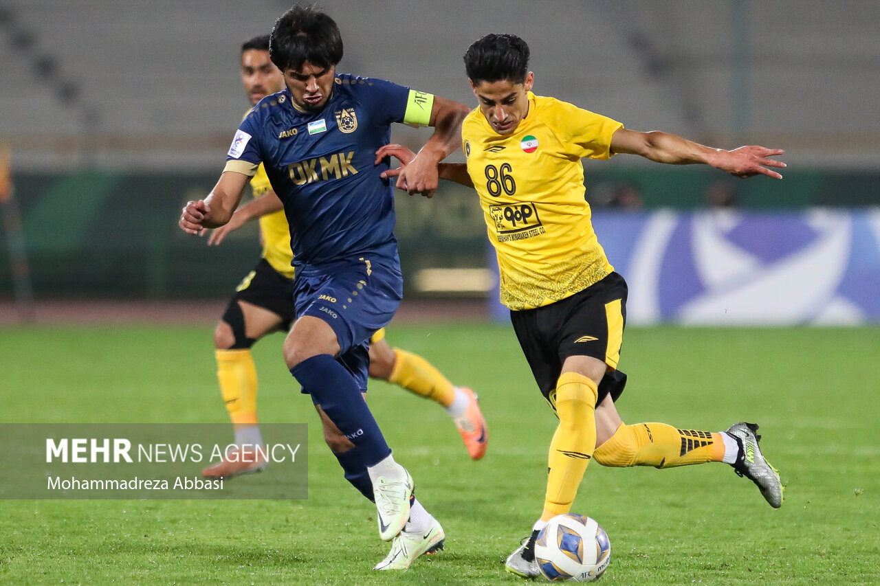 ورودی و خروجی سپاهان درنیم فصل/ مدافع سابق پرسپولیس زردپوش میشود