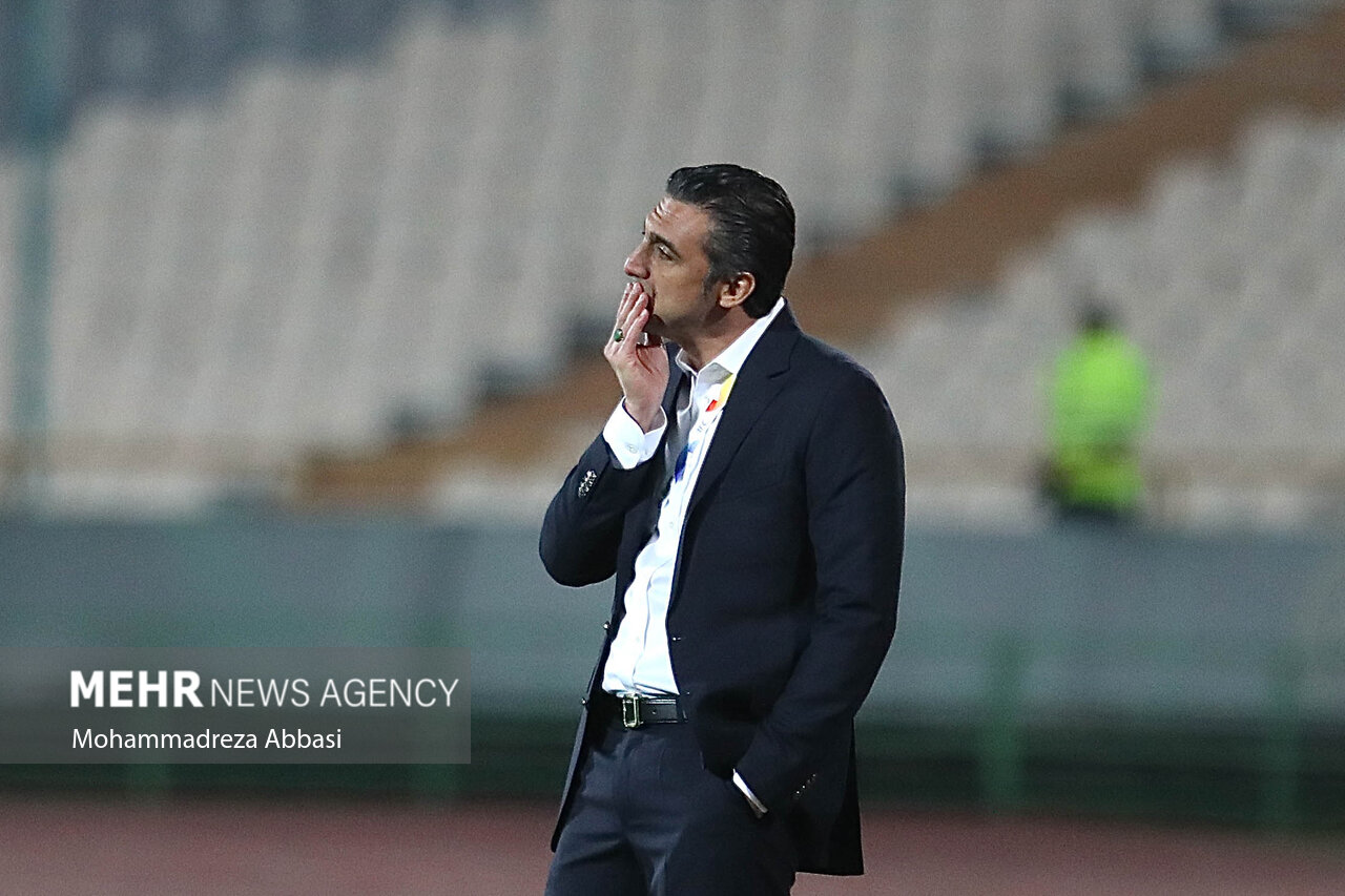 بلاتکلیفی در تیم نساجی/ از بی ثباتی روی نیمکت تا فروش سهام باشگاه