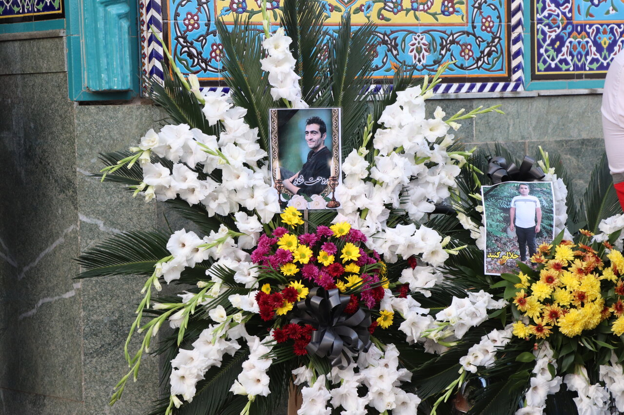برگزاری مراسم یادبود جانباختگان حادثه آتش سوزی در لنگرود برگزاری مراسم یادبود جانباختگان حادثه آتش سوزی در لنگرود