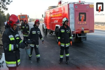 نجات ۲۳ نفر در آتش سوزی پاساژ سعدی ساری