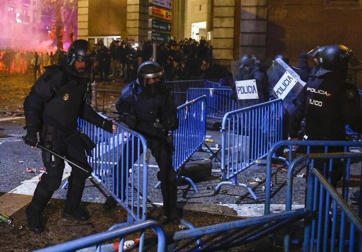 Dozens injured in Madrid's protests: reports