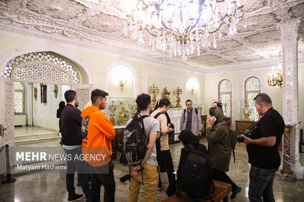 Tahran'daki Zaman Müzesi'nden fotoğraflarمان بازدید کردند