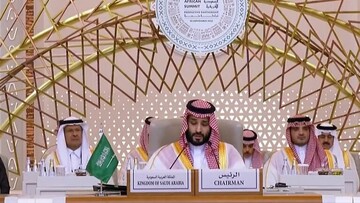 ولي العهد السعودي: ندعو إلى إيقاف الحرب في غزة ووقف التهجير القسري للفلسطينيين