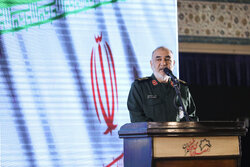 سرلشکر سلامی: فلسطین در مسیر پیروزی است
