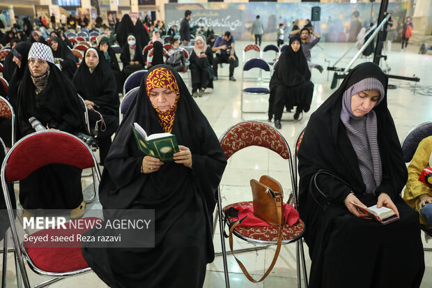 اجتماع بزرگ حافظان قرآن کریم بعدازظهر امروز جمعه ۱۹ آبان ماه ۱۴۰۲ با سخنرانی سردار سرلشکر پاسدار حسین سلامی فرمانده‌کل سپاه پاسداران انقلاب اسلامی و جمعی از حافظان قرآن کریم در مصلای امام خمینی (ره) برگزار شد