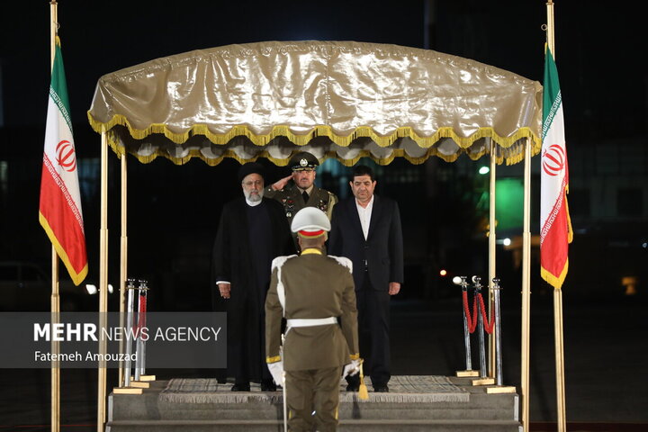 مراسم استقبال از رئیس جمهور در بازگشت از سفر به تاجیکستان و ازبکستان