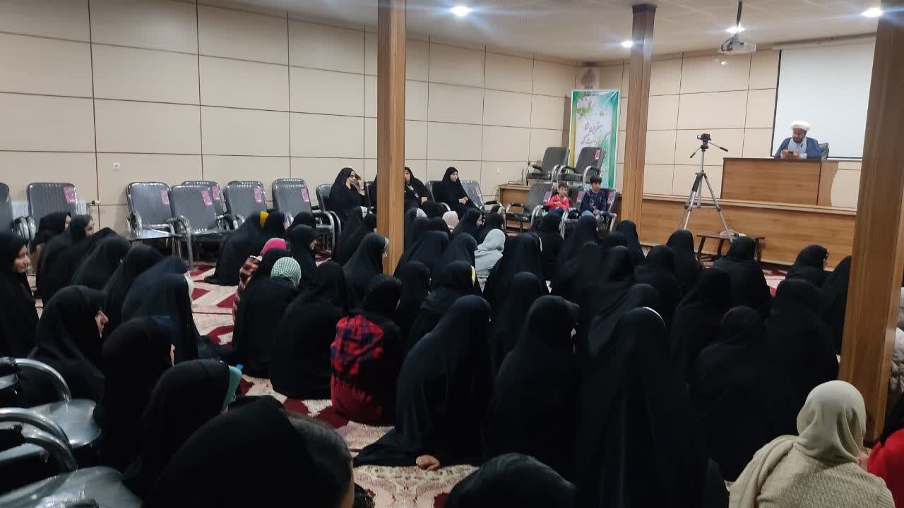 ۲۰۰ دانشآموز کردستانی در رویداد دختران حاج قاسم شرکت کردند